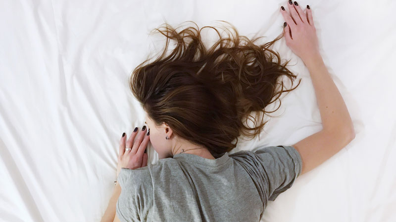 7 tips, hoe je jouw slaapgewoontes kunt verbeteren